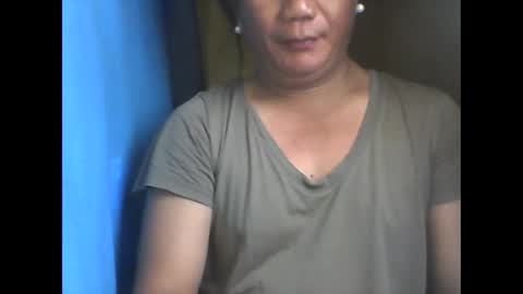 wild_sunflower11 online show from October 11, 11:14 pm