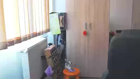 Snapshot of wildbea23 chatting on March 11, 7:58 am Bea online show from March 11, 7:58 am