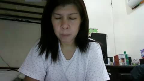 Snapshot of wildbrownchick69 chatting on December 12, 11:40 am WildChick online show from December 12, 11:40 am