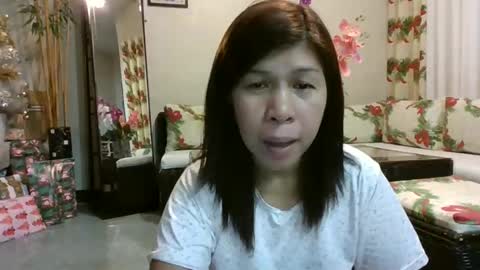 Snapshot of wildbrownchick69 chatting on December 13, 12:31 am WildChick online show from December 13, 12:31 am