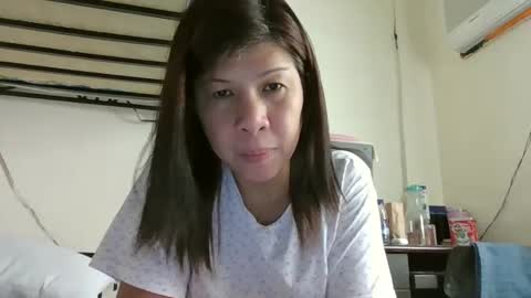 Snapshot of wildbrownchick69 chatting on January 20, 7:25 am WildChick online show from January 20, 7:25 am