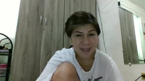 Snapshot of wildbrownchick69 chatting on January 26, 7:32 am WildChick online show from January 26, 7:32 am
