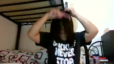 WildChick online show from February 12, 7:58 am