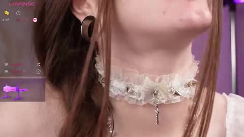 .. alice .. online show from November 29, 12:30 pm