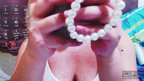 wildhotasianx online show from December 28, 12:13 pm