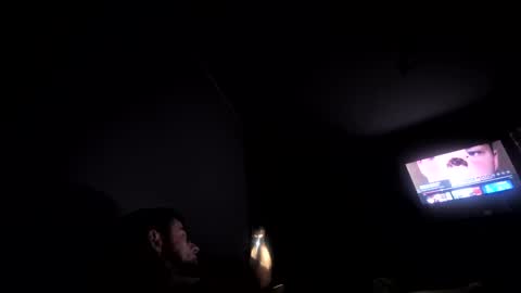 Snapshot of wildmike93 chatting on January 27, 2:53 am wildmike93 online show from January 27, 2:53 am