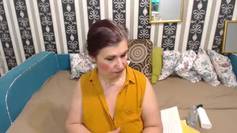 Snapshot of wildpammy chatting on February 16, 5:04 am ask me  online show from February 16, 5:04 am