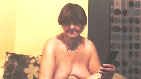 WildRedCat online show from November 17, 9:31 pm