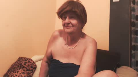 Snapshot of wildredcat chatting on June 20, 7:05 pm WildRedCat online show from June 20, 7:05 pm