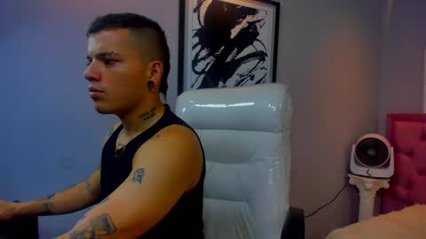 wild online show from September 22, 4:03 am