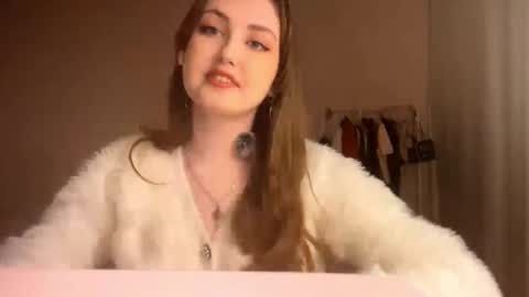 Kate online show from October 19, 2:18 pm