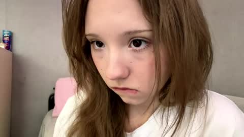 Olivia online show from May 15, 12:45 pm