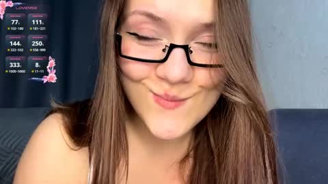 Adele online show from April 5, 5:10 pm