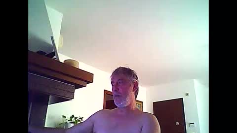 Willfire71 online show from May 16, 6:43 am