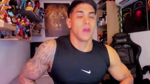 Snapshot of william_dracko9 chatting on March 5, 4:30 am Dracko online show from March 5, 4:30 am