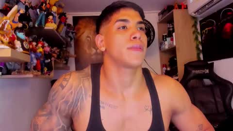 Snapshot of william_dracko9 chatting on March 21, 10:02 pm Dracko online show from March 21, 10:02 pm