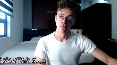 Snapshot of william_henry_a chatting on January 20, 5:59 am William online show from January 20, 5:59 am
