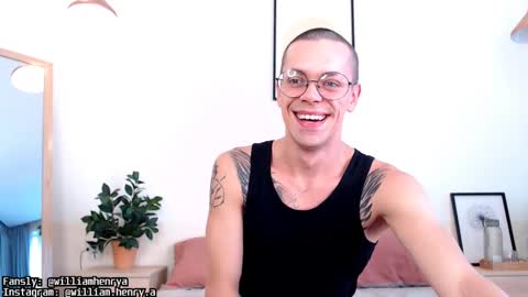 Snapshot of william_henry_a chatting on February 27, 7:01 am William online show from February 27, 7:01 am