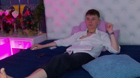 will online show from January 9, 11:25 am