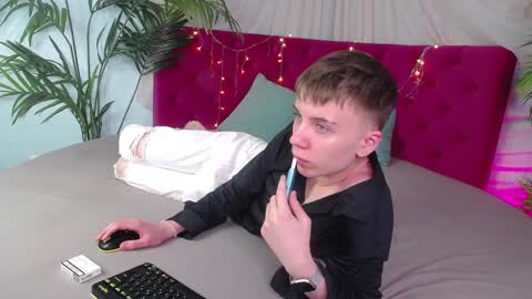 will online show from January 17, 4:04 pm