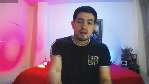 Snapshot of william_steel_ chatting on February 24, 12:58 pm William Steel online show from February 24, 12:58 pm