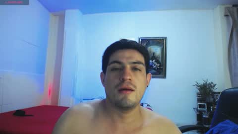 Snapshot of william_steel_ chatting on February 27, 3:17 am William Steel online show from February 27, 3:17 am