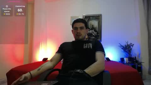 Snapshot of william_steel_ chatting on March 22, 8:34 pm William Steel online show from March 22, 8:34 pm