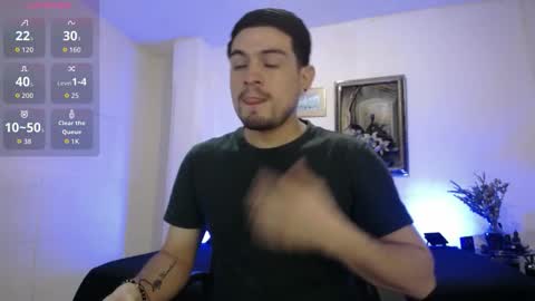 Snapshot of william_steel_ chatting on March 26, 11:16 am William Steel online show from March 26, 11:16 am