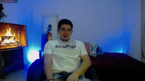 William Steel online show from April 23, 12:29 pm