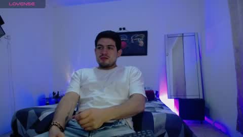 William Steel online show from May 6, 11:37 am
