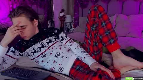 William online show from December 22, 3:14 am