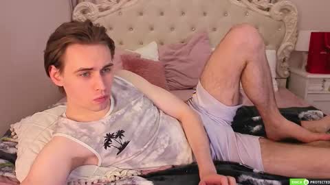 Snapshot of williamdyson chatting on March 21, 8:41 am William online show from March 21, 8:41 am