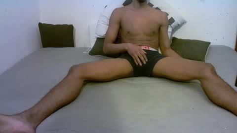 Snapshot of willingwillwet chatting on January 10, 2:45 pm Call me Babe online show from January 10, 2:45 pm