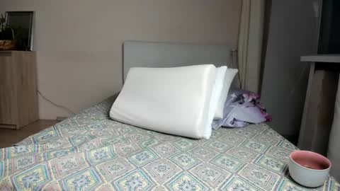 Snapshot of willlytr chatting on March 14, 5:18 pm Wilhelmina better Willy online show from March 14, 5:18 pm