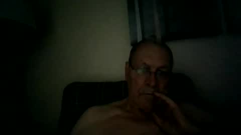 Snapshot of willnedoher chatting on May 16, 12:04 pm Willhedoher online show from May 16, 12:04 pm