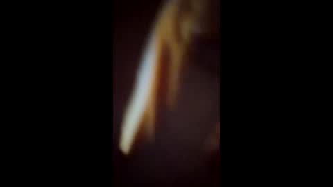 Snapshot of willou73 chatting on March 6, 7:43 pm willou73 online show from March 6, 7:43 pm