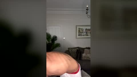 Snapshot of willowen192 chatting on February 16, 3:46 am Will WonderFull online show from February 16, 3:46 am