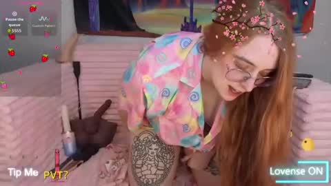 Willow online show from June 18, 10:03 pm