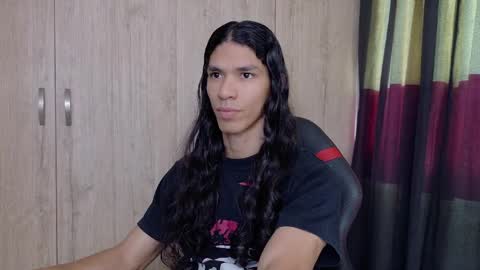 willy_veins online show from March 28, 7:02 pm