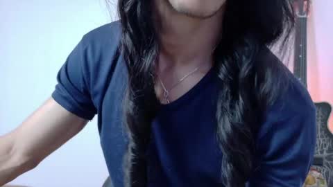 Snapshot of willy_veins chatting on May 14, 12:01 pm willy_veins online show from May 14, 12:01 pm