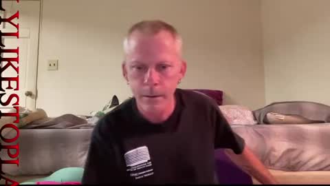 Snapshot of willylikestoplay74 chatting on July 12, 12:56 am Twisted Will online show from July 12, 12:56 am