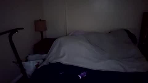 Snapshot of willynn83 chatting on April 19, 4:56 am willynn83 online show from April 19, 4:56 am