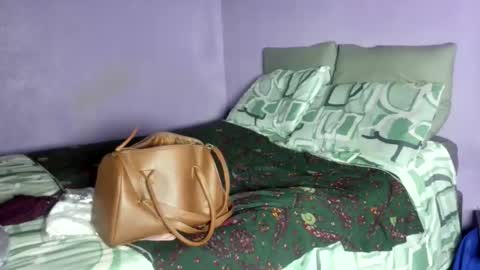 wilmaassylum online show from March 17, 9:12 am