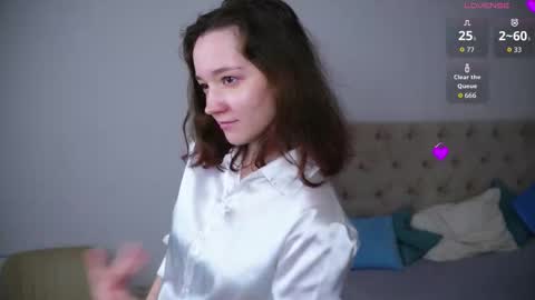 for u Alise online show from October 19, 4:35 am