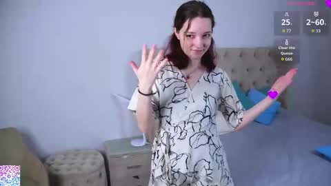 for u Alise online show from October 25, 4:09 am