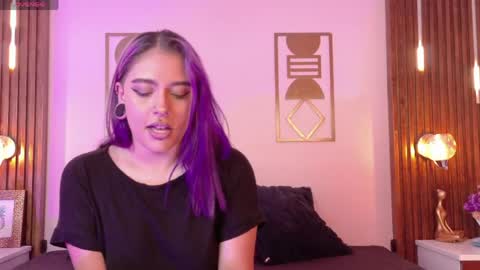 Snapshot of winchester_hanna chatting on April 14, 8:48 pm Winchester Hanna online show from April 14, 8:48 pm