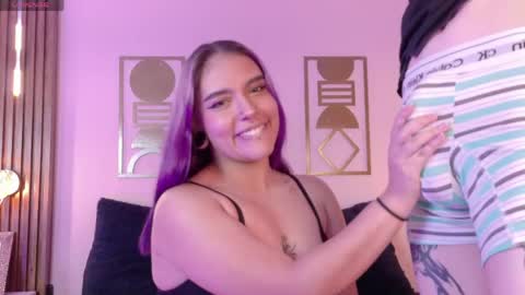 Snapshot of winchester_hanna chatting on April 20, 8:43 pm Winchester Hanna online show from April 20, 8:43 pm