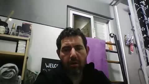 Snapshot of windowpane5 chatting on March 4, 12:16 am windowpane online show from March 4, 12:16 am