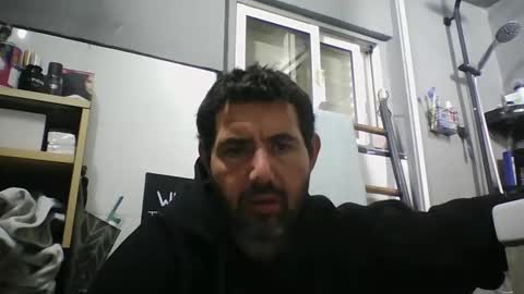 Snapshot of windowpane5 chatting on March 12, 11:33 pm windowpane online show from March 12, 11:33 pm