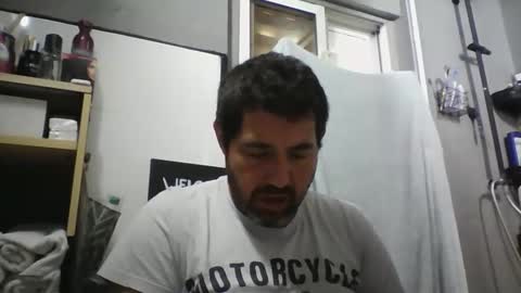 Snapshot of windowpane5 chatting on March 14, 10:32 am windowpane online show from March 14, 10:32 am